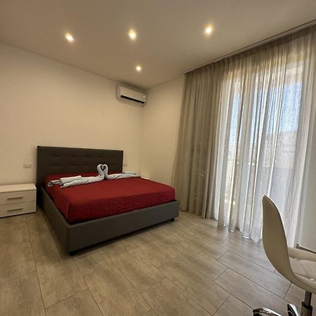 Sea&Sky Rooms Bari Bagian luar foto