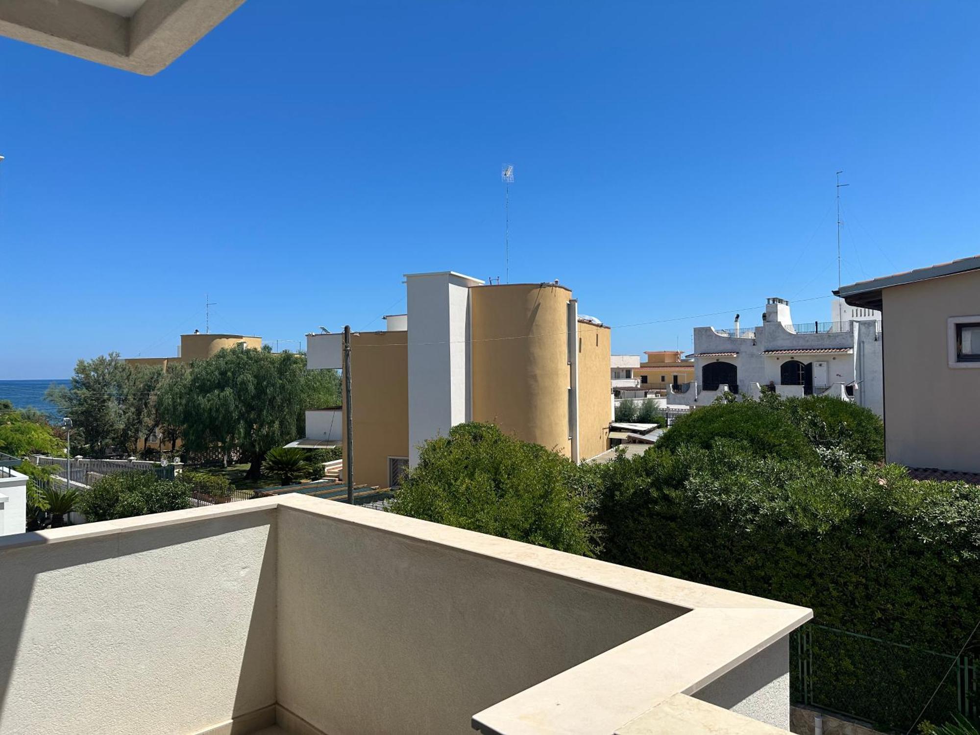Sea&Sky Rooms Bari Bagian luar foto